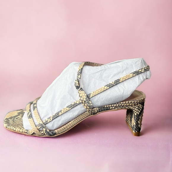 Steven New York Oceana Snake Print Sandal New In Box Sz 7 - Picture 7 of 11